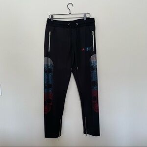 NWOT Rockstar original skull embellished track pants sz.XL